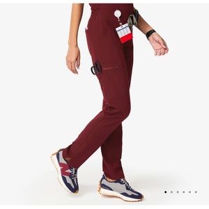 Figs yola skinny scrub pants